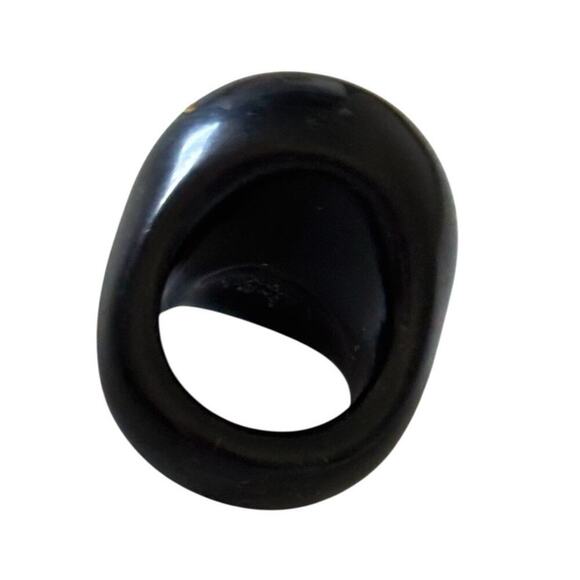 Black Bakelite Statement Dome Ring Size 5 - Picture 2 of 6